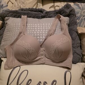 Elegant Lace Women's Lace & Mesh Non Underwire Bra Dark Beige Sz L NWOT